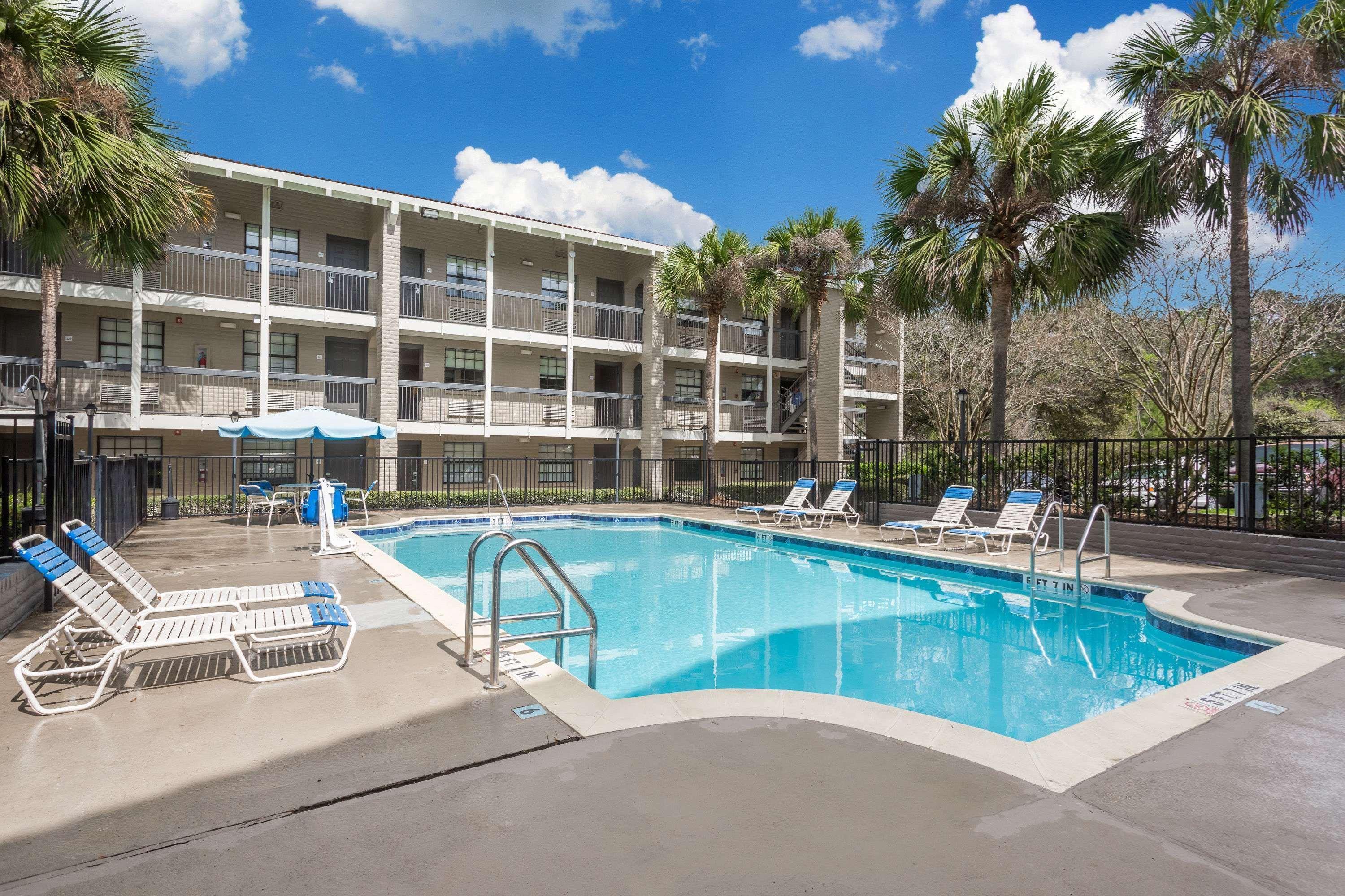 Casa Bella Inn & Suites Extended Stay Tallahassee Zewnętrze zdjęcie